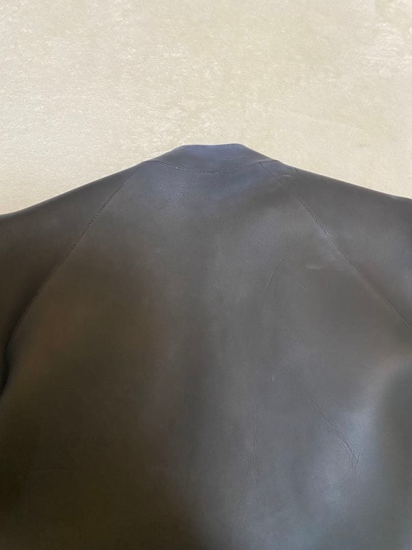 ビラボン長袖タッパー 黒赤　BILLABONG Lサイズ