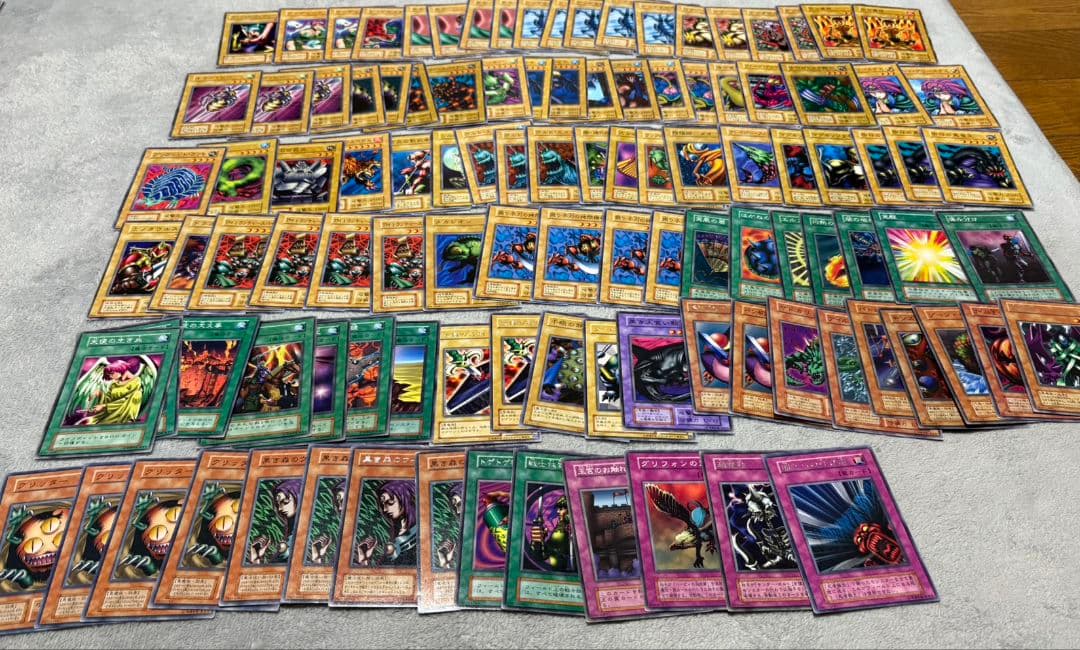 遊戯王初期カードまとめ売り