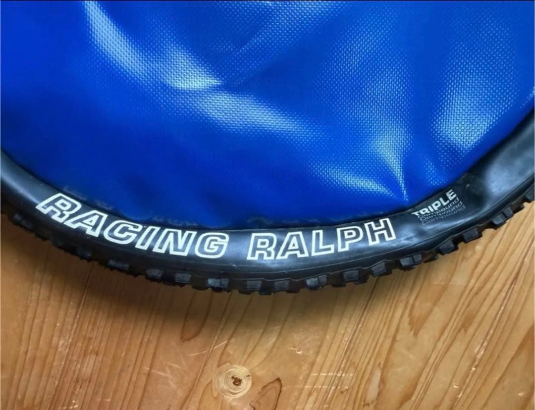 ◯ メッセンジャーバッグ MTBタイヤ 使用シュワルベのバック　リサイクルバック