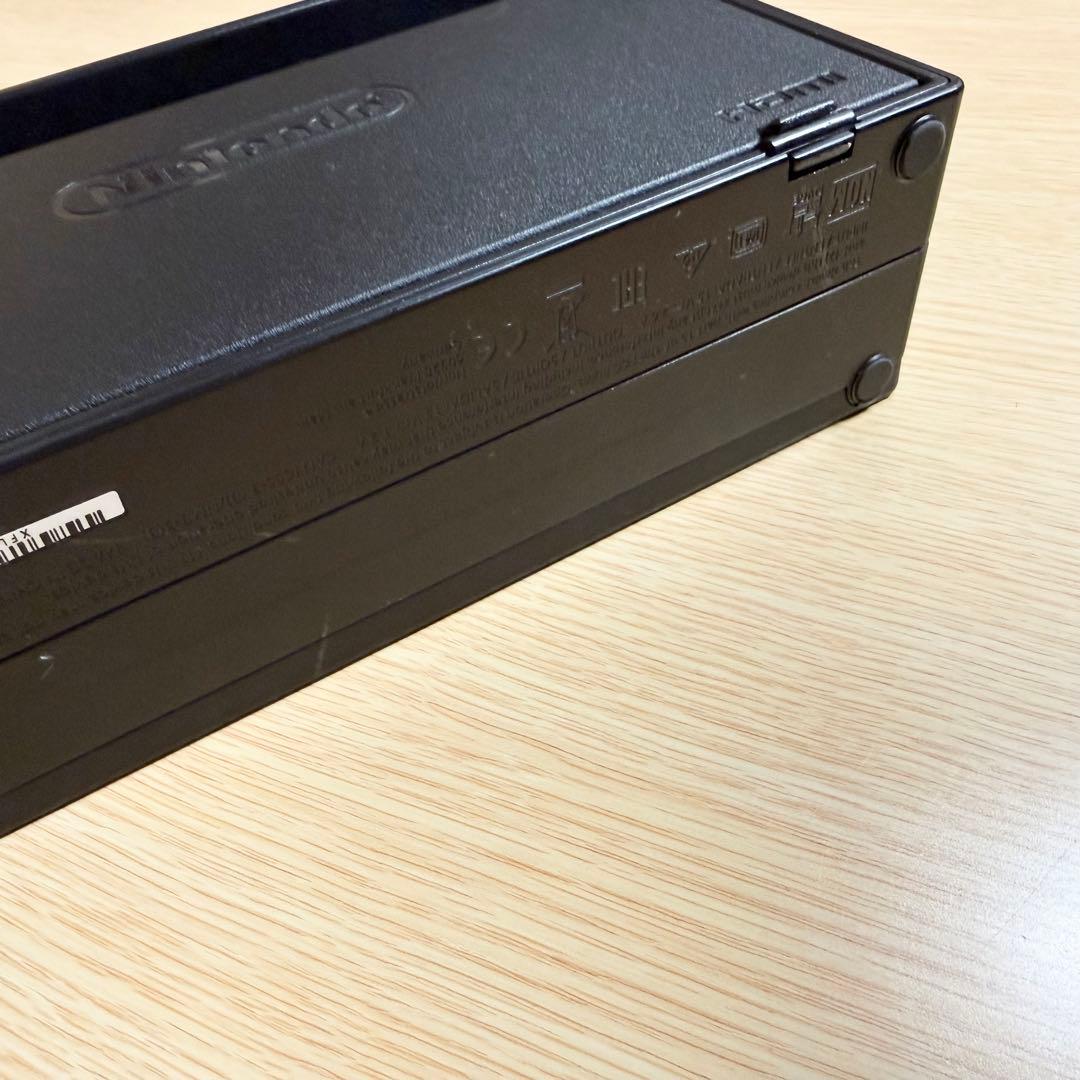 NintendoSwitch ピカチュウデザイン本体モンスターボール Plu付き