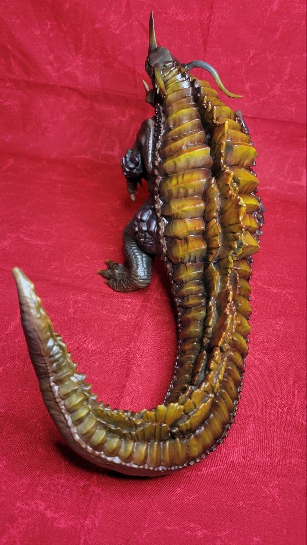 特*屋様 海洋堂メガサイズソフビキット完成品　ネロンガ　ガレージキット　原型松村