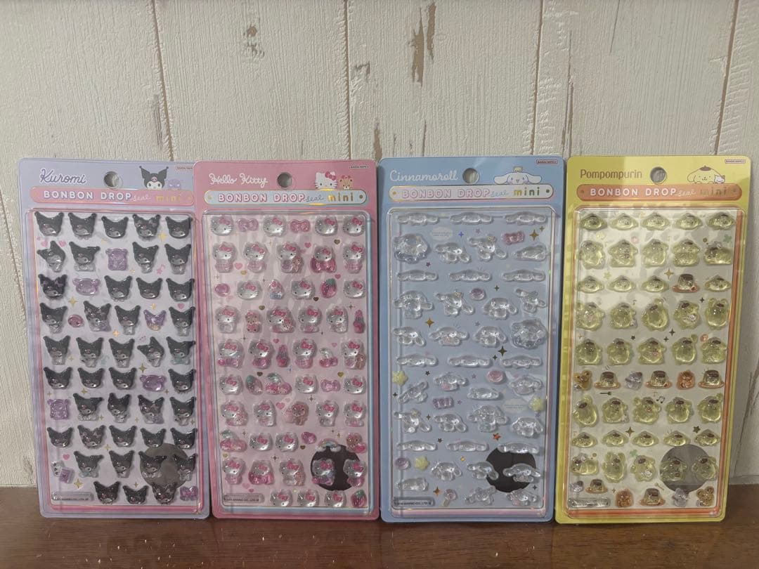 ボンボンドロップシール　サンリオ　ディズニー　スヌーピー　 8枚セット