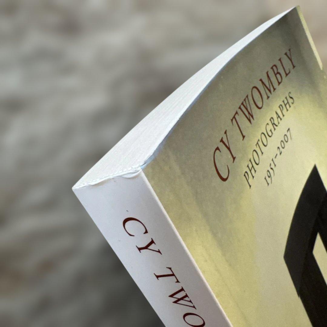 アート・デザイン・音楽 CY TWOMBLY PHOTOGRAPHS 1951-2007