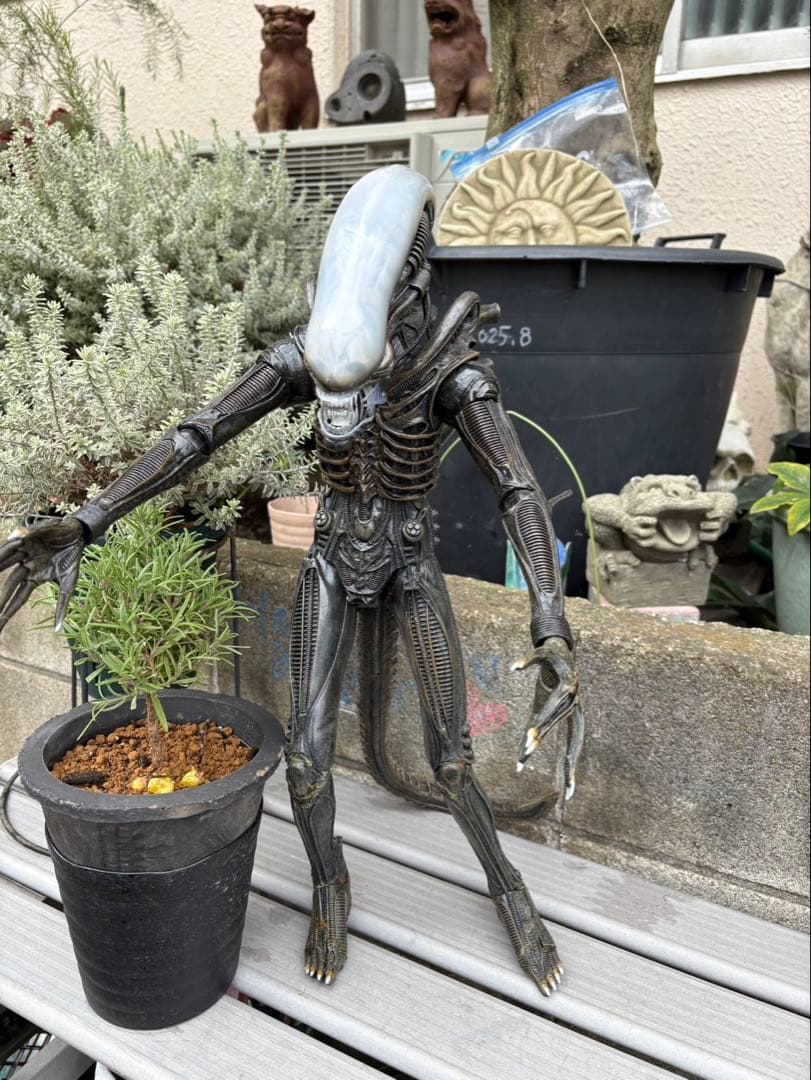 ネカ エイリアン ビッグチャップ 1/4 フィギュア NECA ゼノモーフ