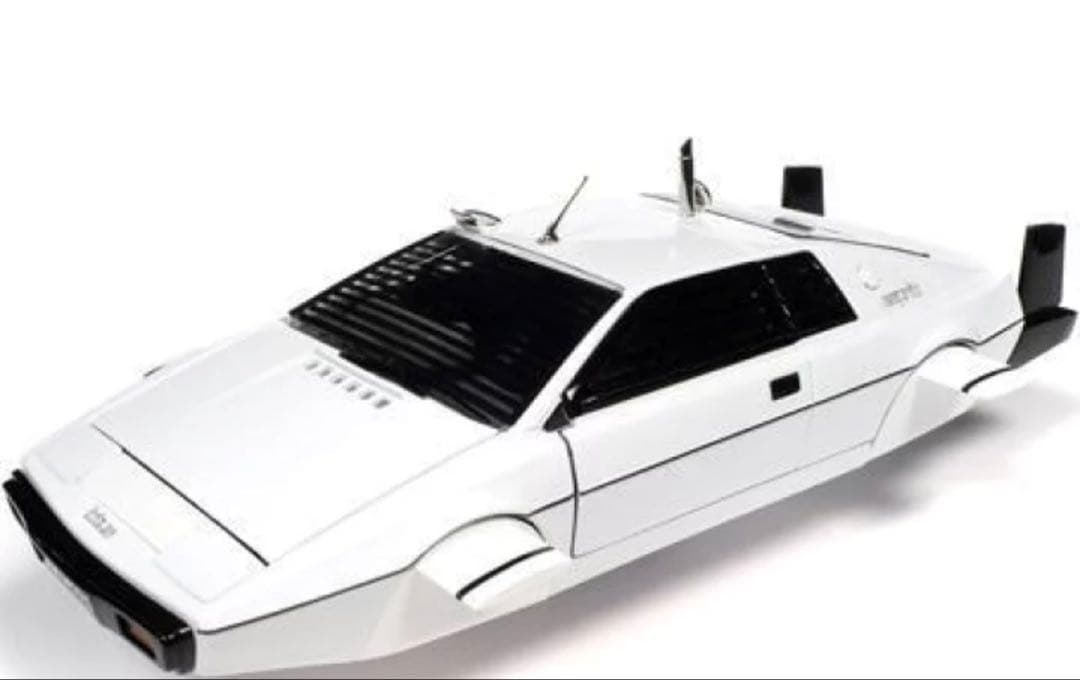 新品未開封　水陸両用変形 Lotus Esprit S1 007ボンドカー
