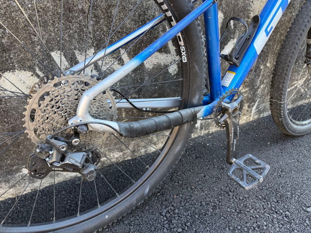 GT アバランチェ スポーツV2 29インチ（最終値下げ）