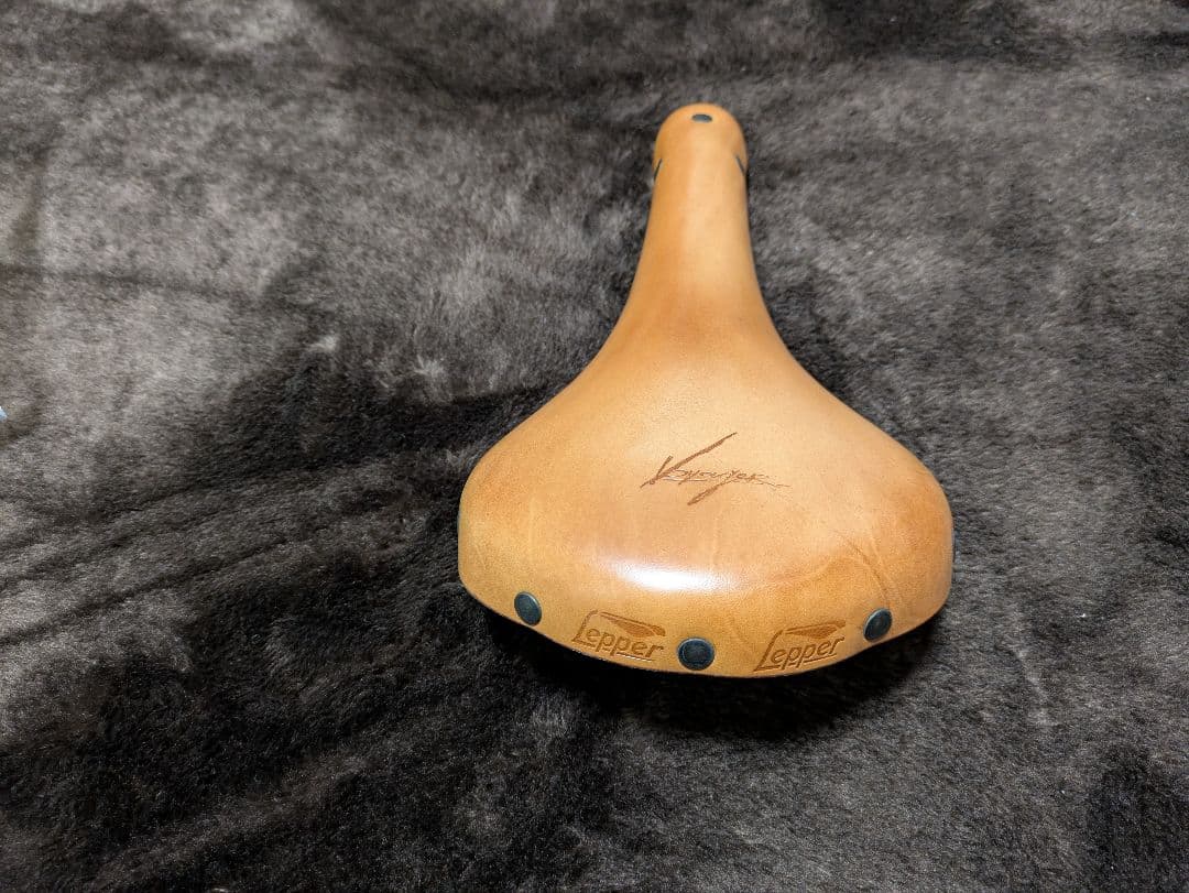 レッパー社（Lepper）ボイジャー（Voyager） 革サドル 希少品