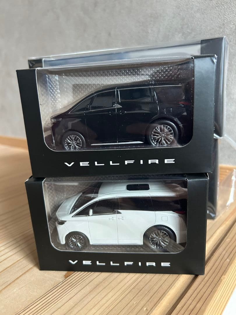 ヴェルファイア　1/30スケールカラーサンプルミニカー　4つセット販売