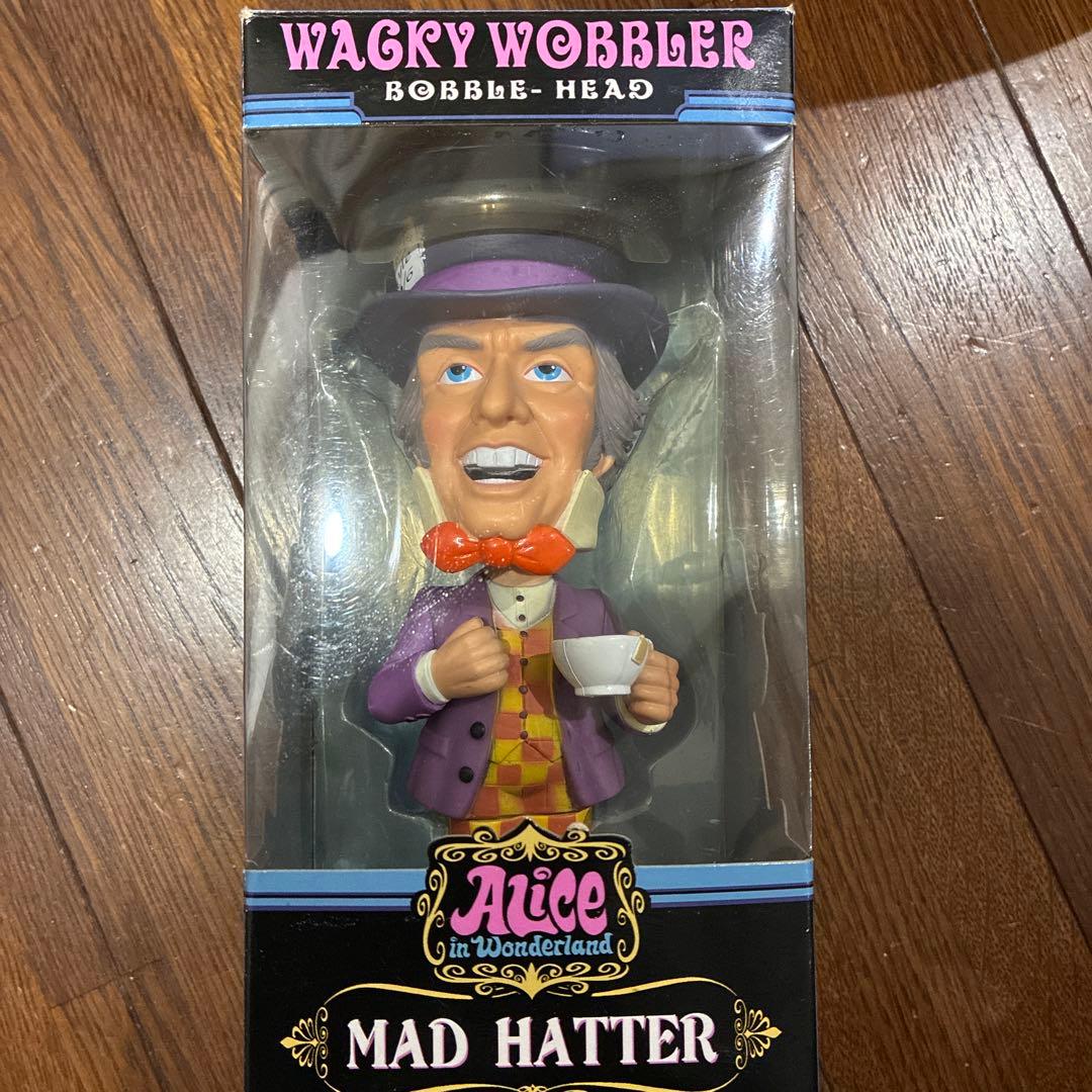 値下げ！ワッキーワブラー　アリスインワンダーランド　ボブルヘッド　アメトイ