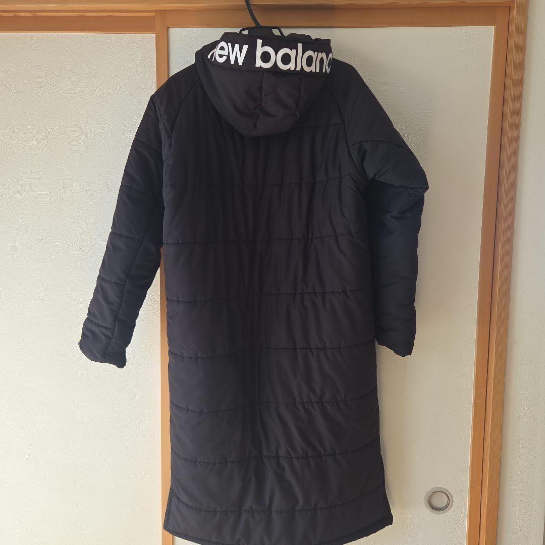 ニューバランスベンチコート