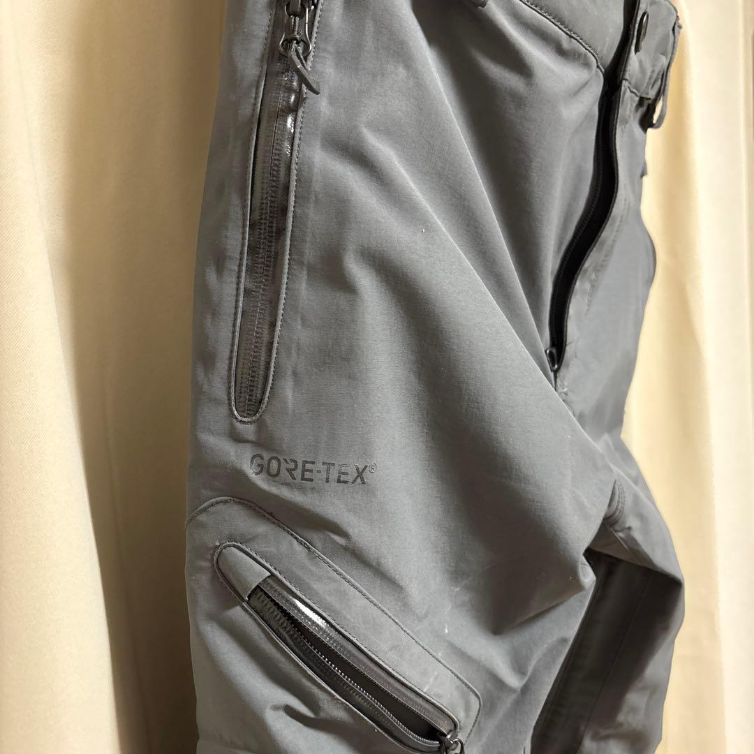 VOLCOM GORE-TEX スノーボードウェア Mサイズ