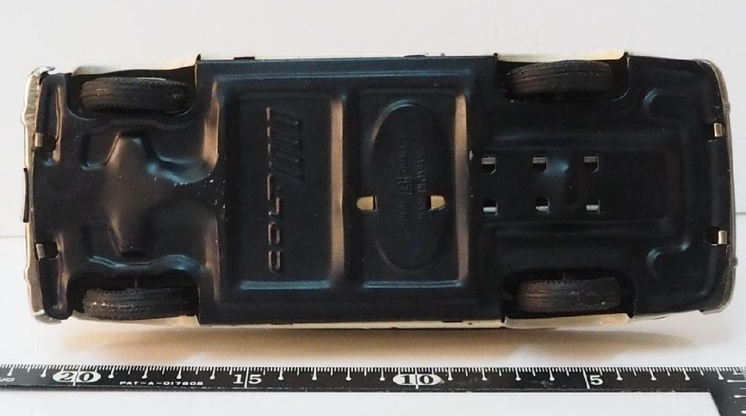 萬代屋【三菱コルト 1000 赤白 ミラー欠】フリクション ブリキTIN【箱無】