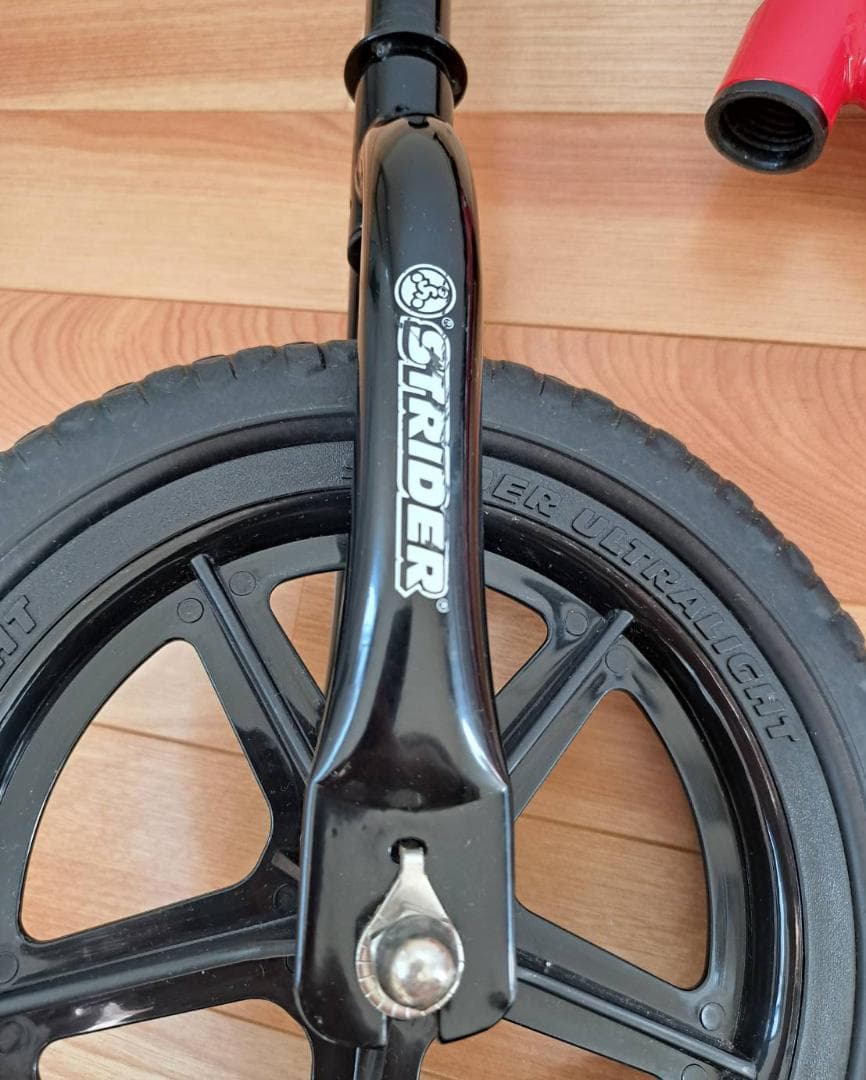 ★　ストライダー　STRIDER 12　レッド　バランスバイク　★