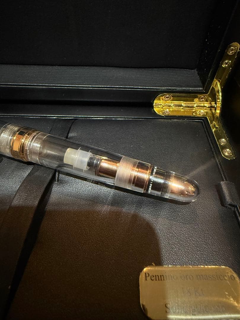 アウロラ万年筆　透明軸　限定150本　b