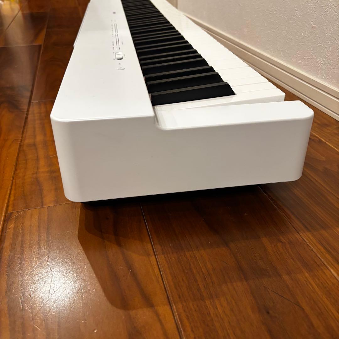 【美品】ヤマハ YAMAHA P-225ＷＨ電子ピアノ p225 2024年製