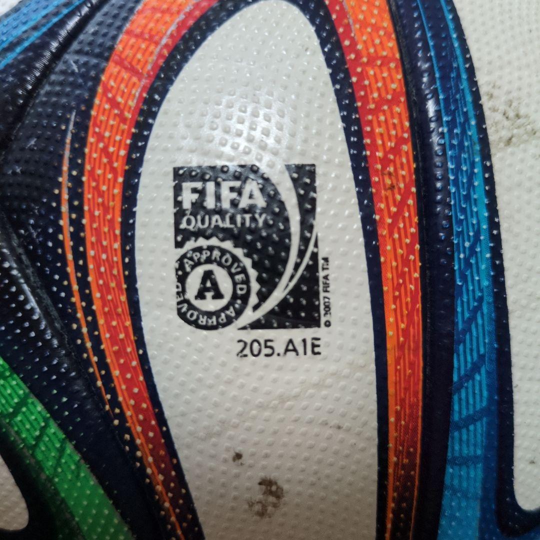 adidas brazuca FIFAワールドカップ2014 サイン入り