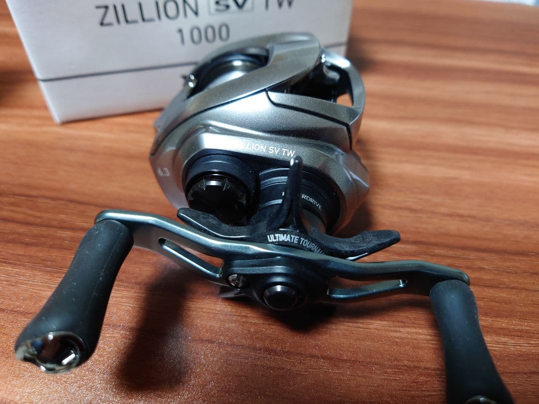 DAIWA　ZILLION SV TW 1000 右ハンドル