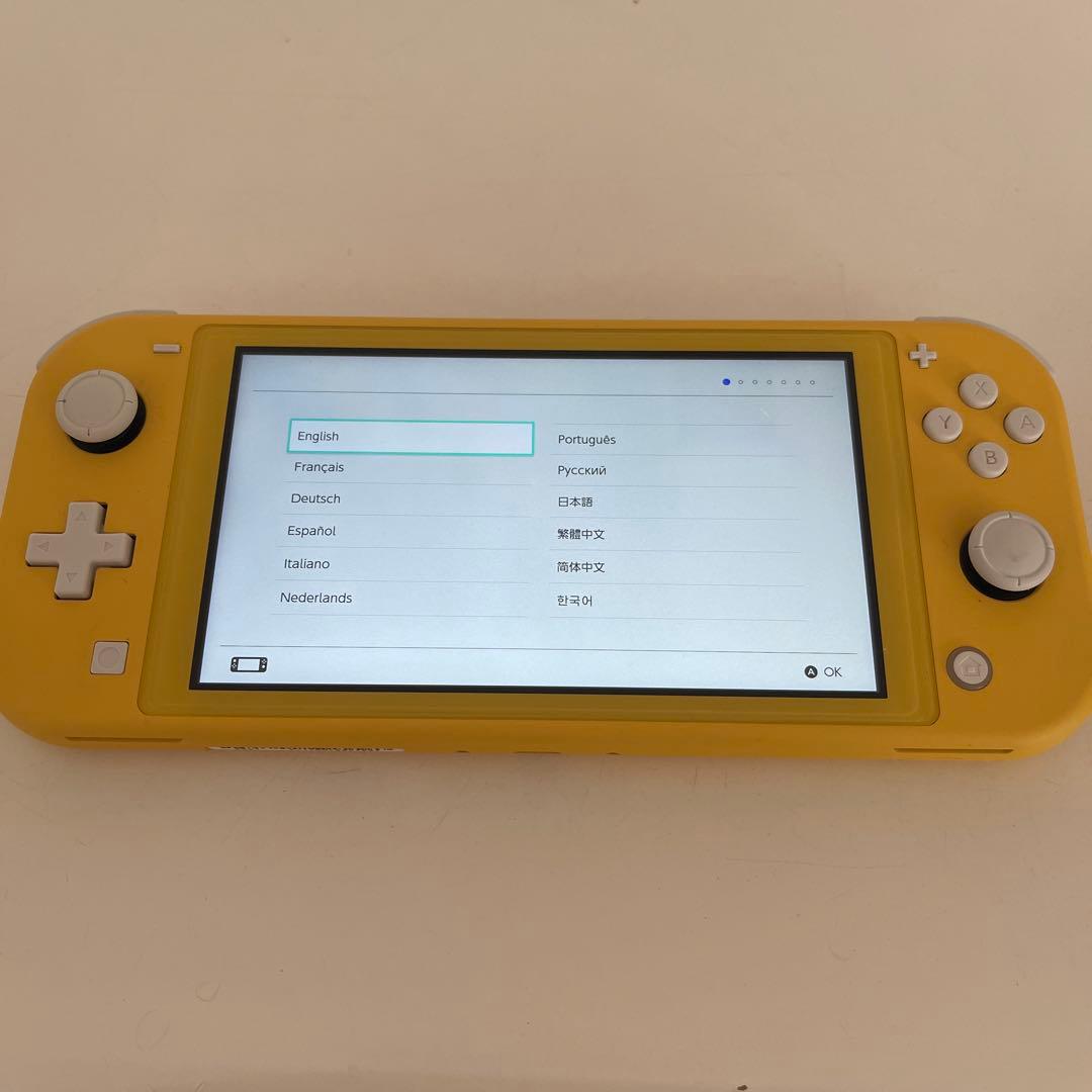 Nintendo Switch Lite イエロー 本体と充電器