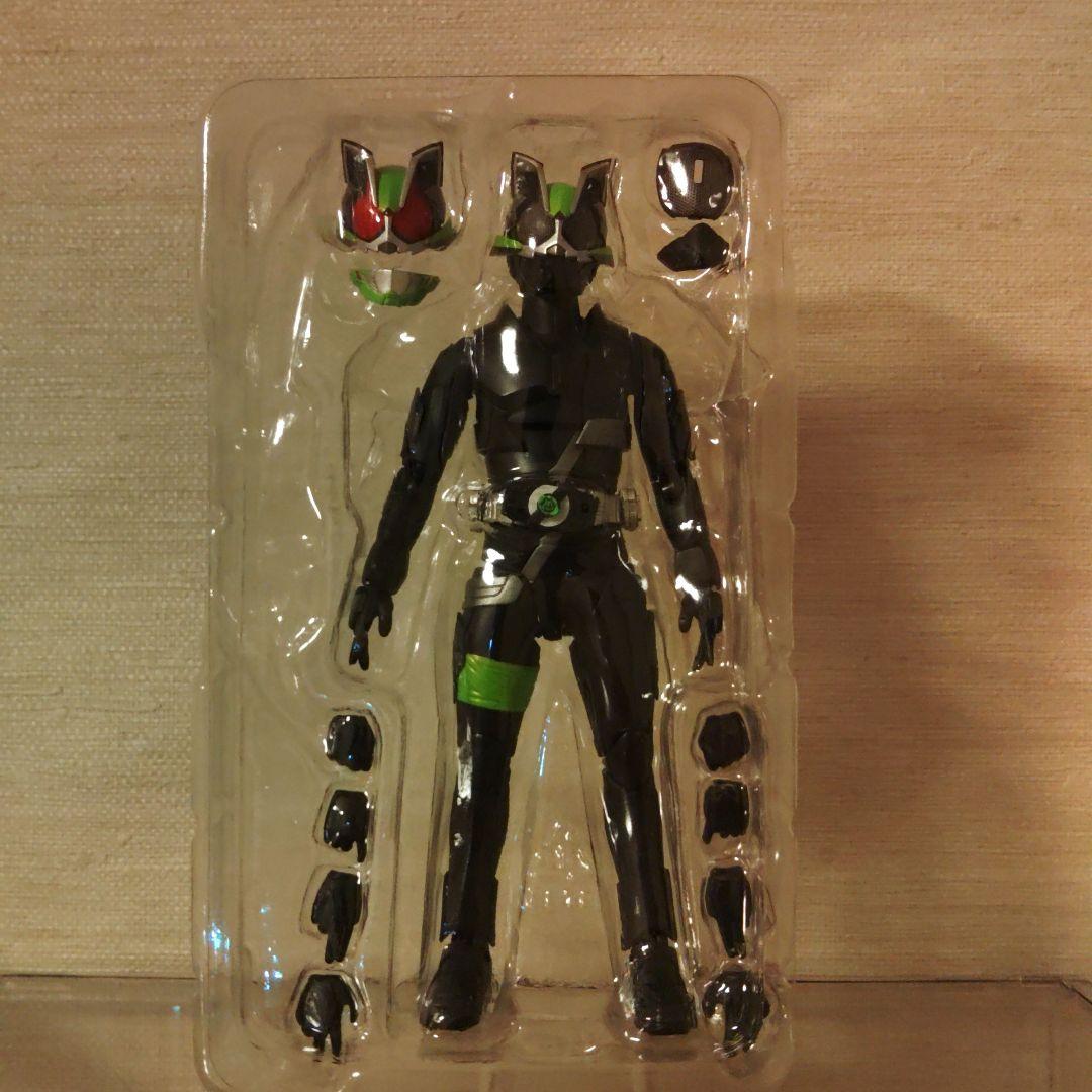 フィギュアーツ　ギーツ