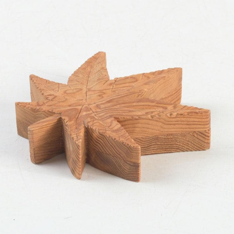 茶道具　石津外記作　屋久杉　内金溜　楓香合　共箱　V　9276