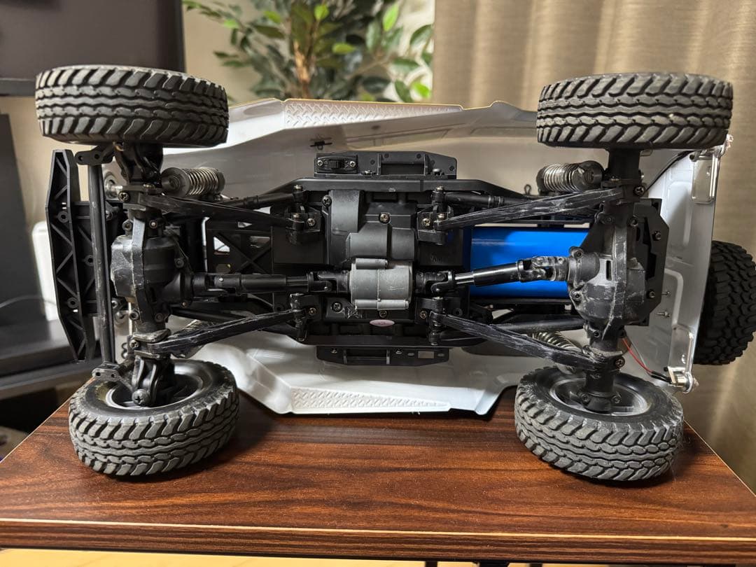 かたやん　タミヤ　CC-02 ランドクルーザー40