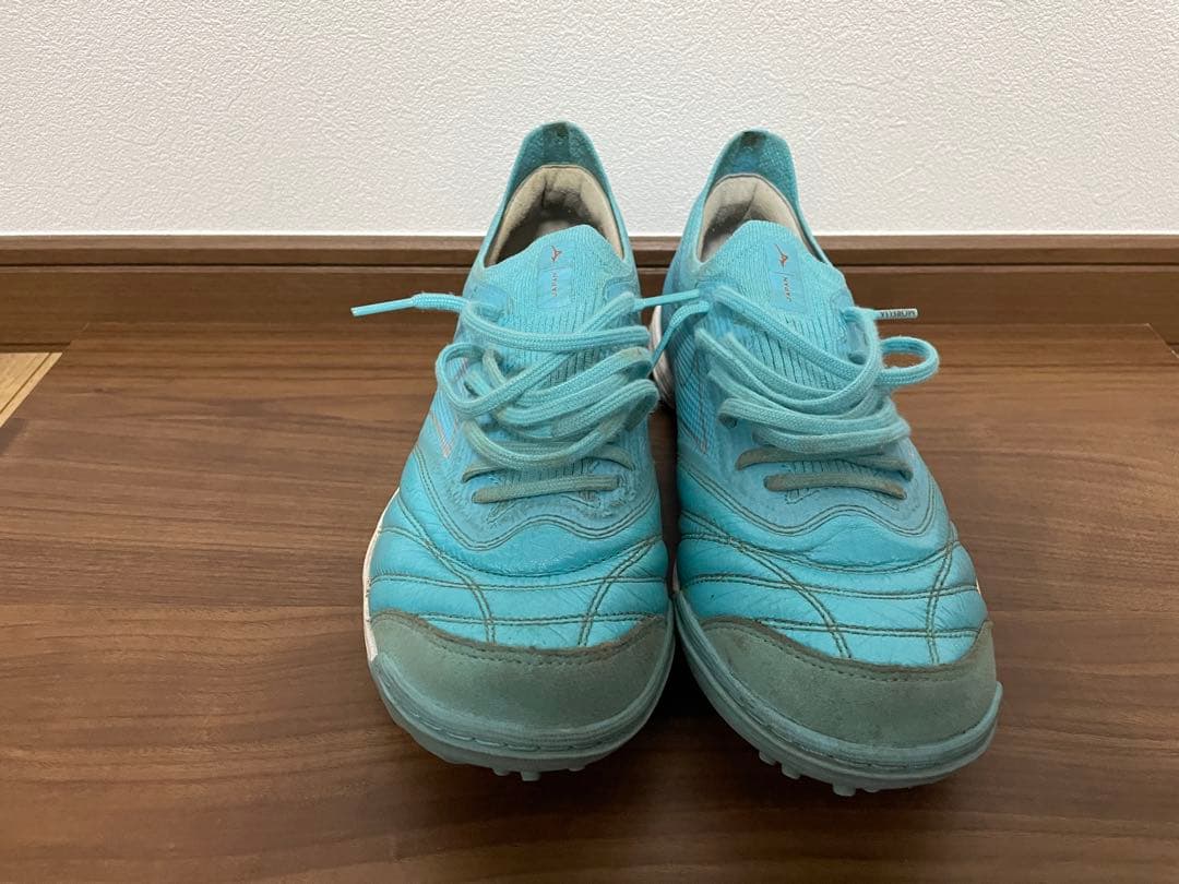 日本未発売 モレリアNEOサラβ JAPAN 25.5 TF