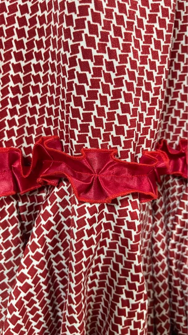 フラメンコ　ダンス衣装　トップス　スカート セットアップ　ドレス　薔薇柄