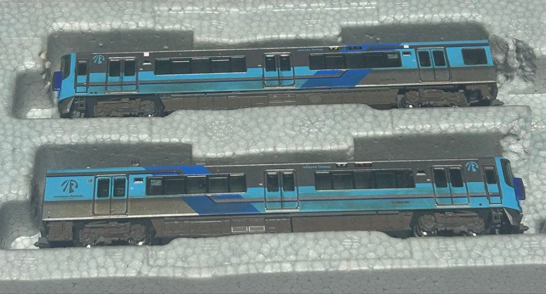 521系2次車（IRいしかわ鉄道）+おまけ419系 　　※Nゲージ