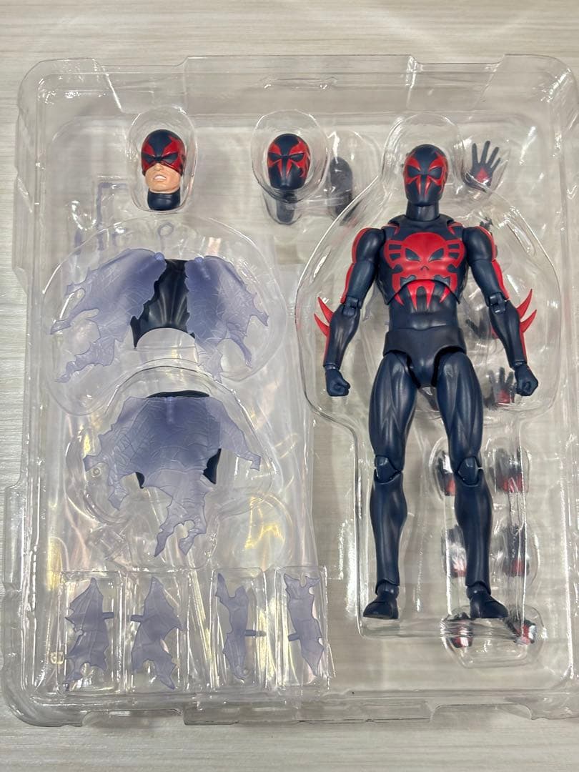 MAFEX スパイダー2099 スパイダーバース フィギュア figure