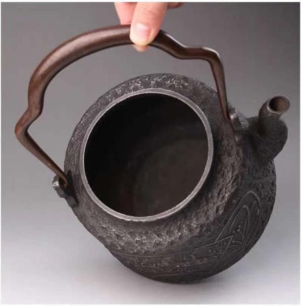 鋳鉄製黒色鉄瓶 花と動物の浮彫り 茶道用品 大容量 老鉄瓶★提梁壺 2.5L