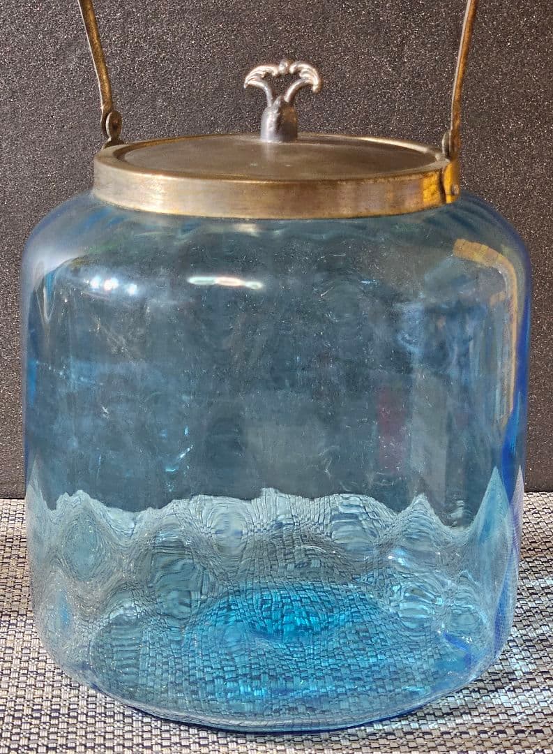 1800年代　欧州アンティーク　青被せ ダイヤ模様　ガラス瓶　キャンディポット