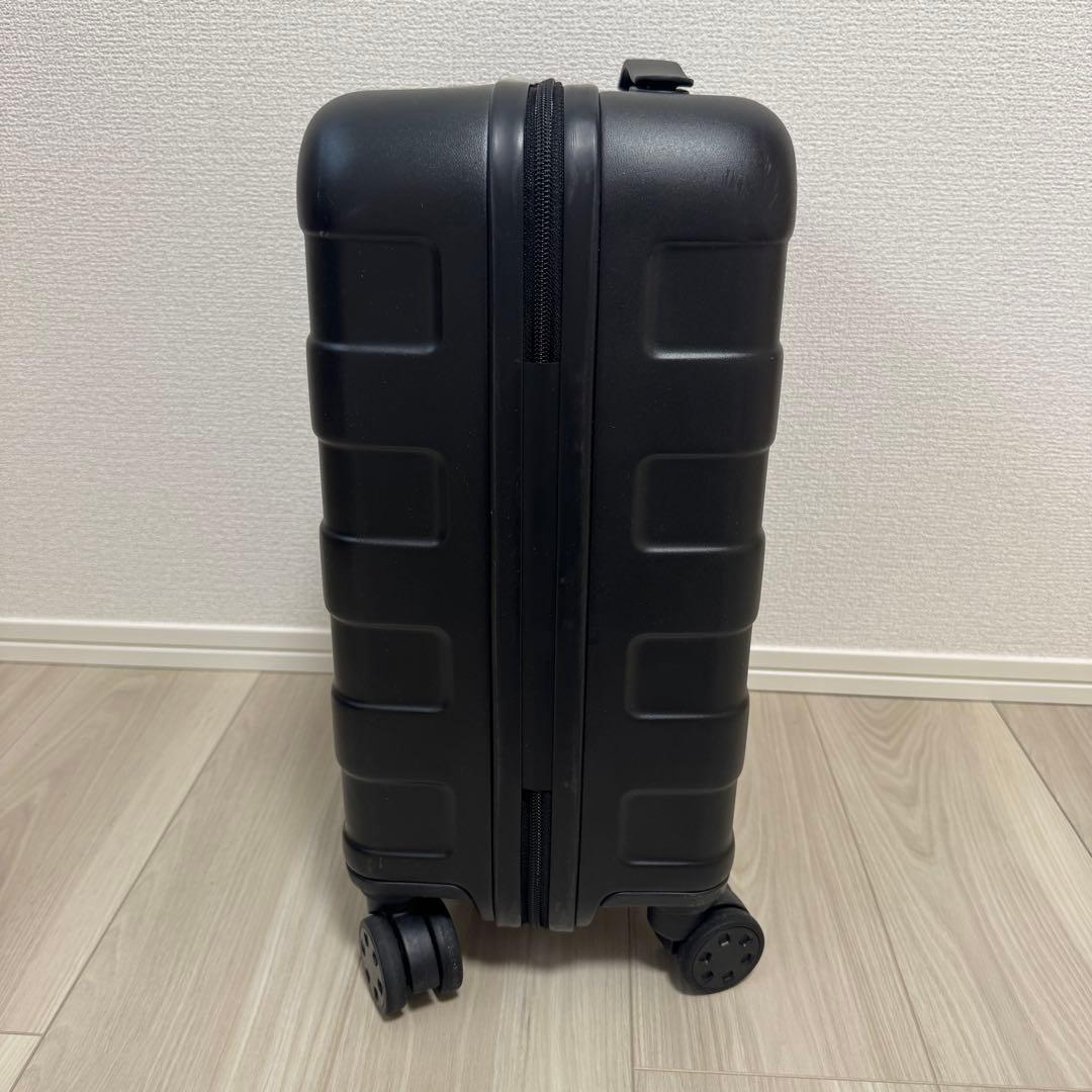 無印良品 バーを自由に調節できる ハードキャリーケース 20L