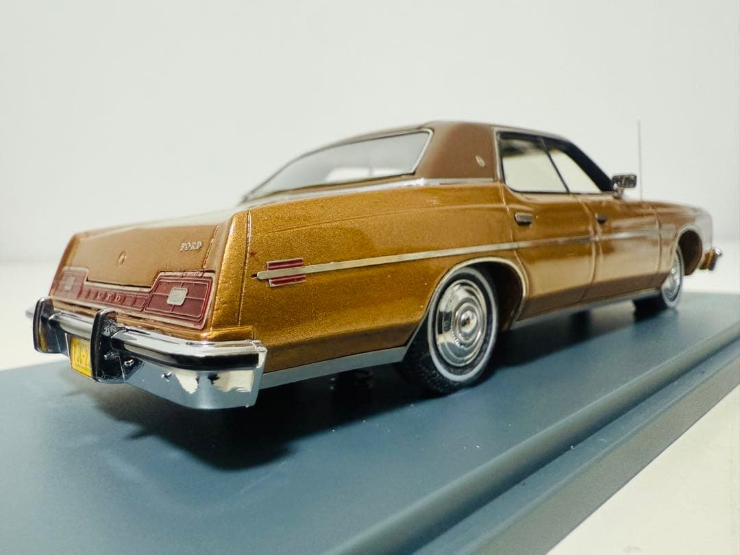 Neoネオ/'73 Fordフォード LTD 1/43 絶版