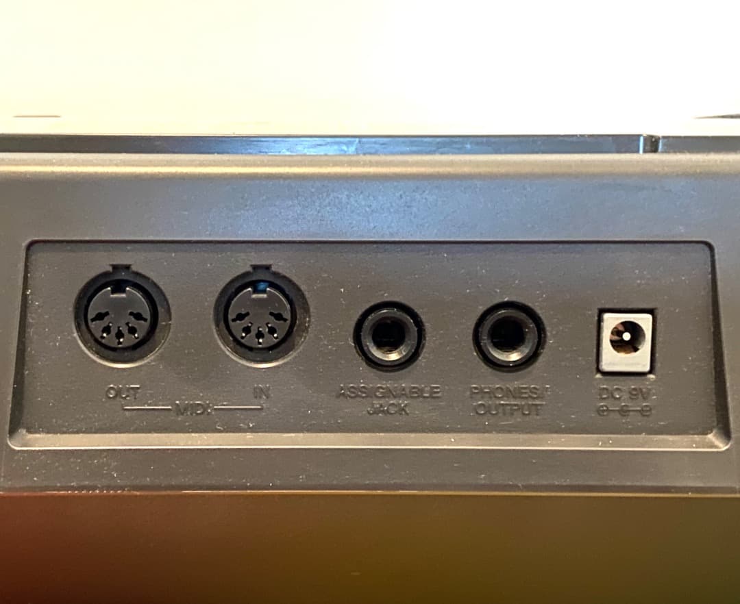 た*う様 美品！動作確認済み CASIO 電子キーボード CTK-660L 譜面