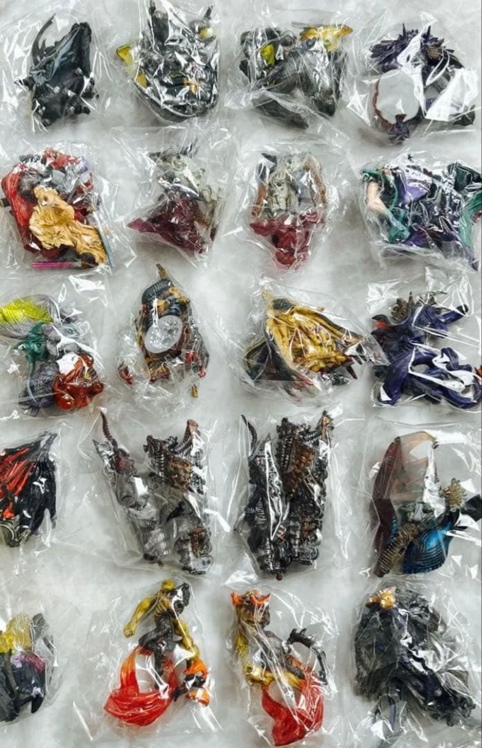 内袋未開封ファイナルファンタジークリーチャーズフルカラー20体15種