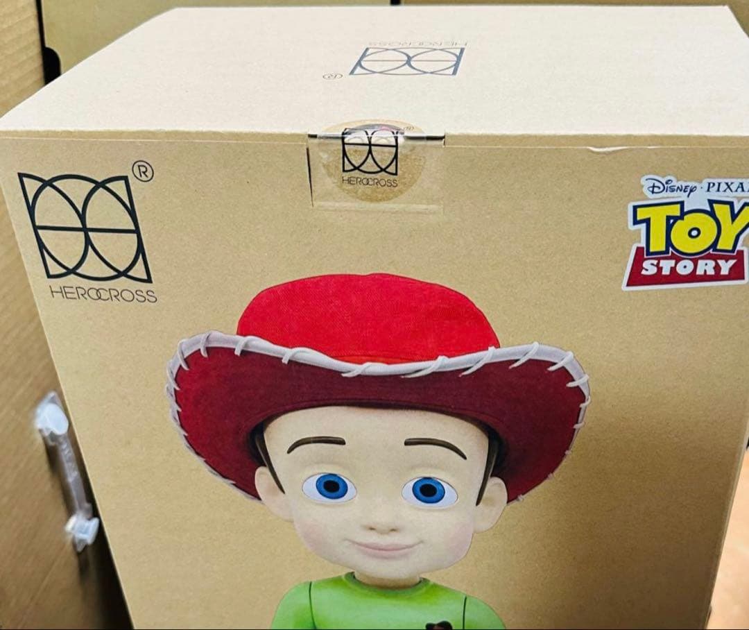 トイストーリー　ヒーロークロス　アンディ