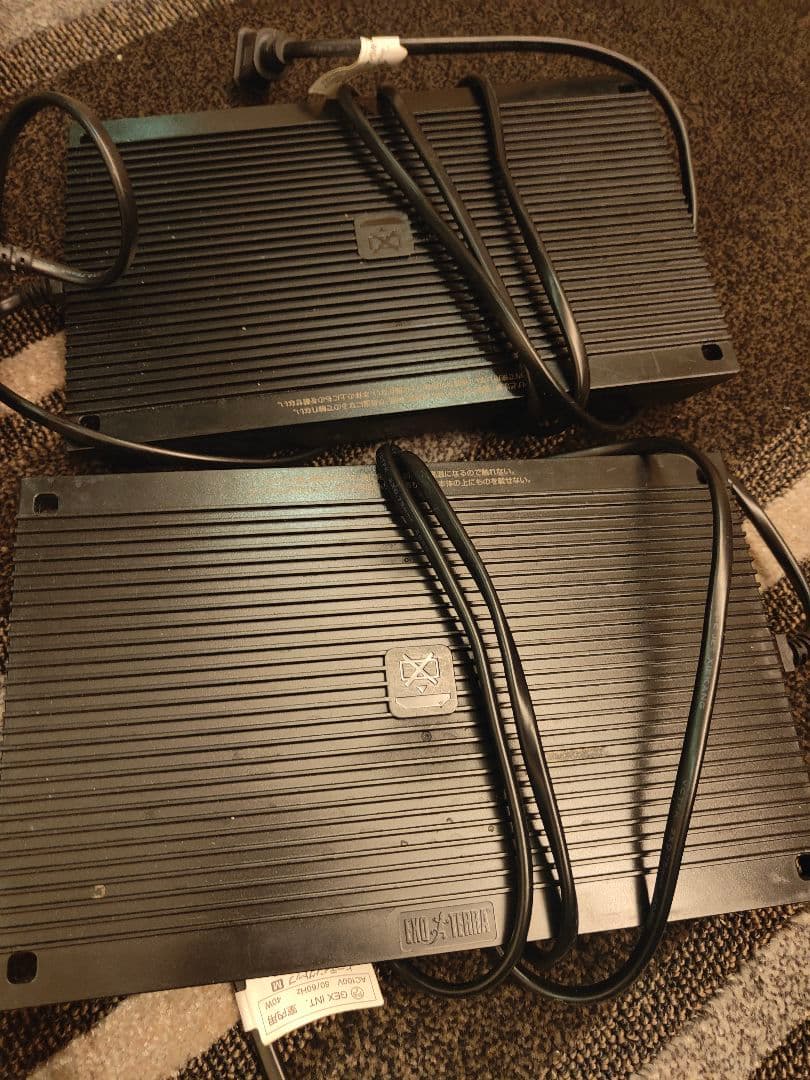 ズーメットジャパン ヒートケーブル エキゾテラ　ヒーティングトップ 爬虫類