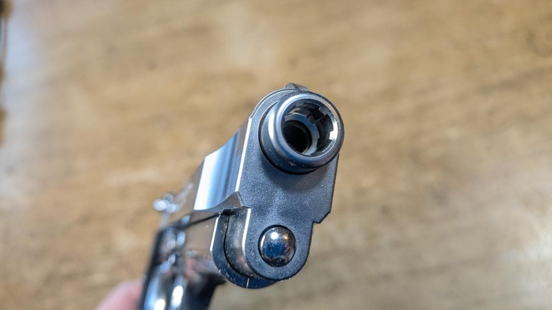 東京マルイ M92F クロームステンレス ガスブローバック　動作OK 美品