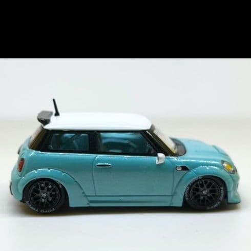 リバティーウォーク　1/64三菱ふそうトラック LBWK、ミニクーパーLBWK