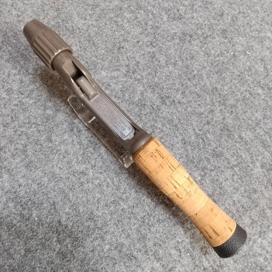 フェザーウェイト チャンピオングリップ ザウルス フィリプソン バスティマー