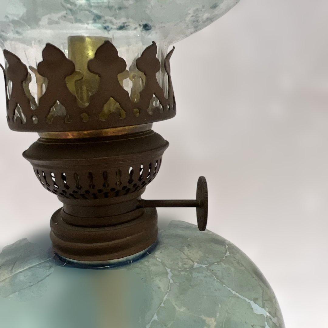 明治時代から100年以上経過しておりアンティーク希少レトロオイルランプ台付き