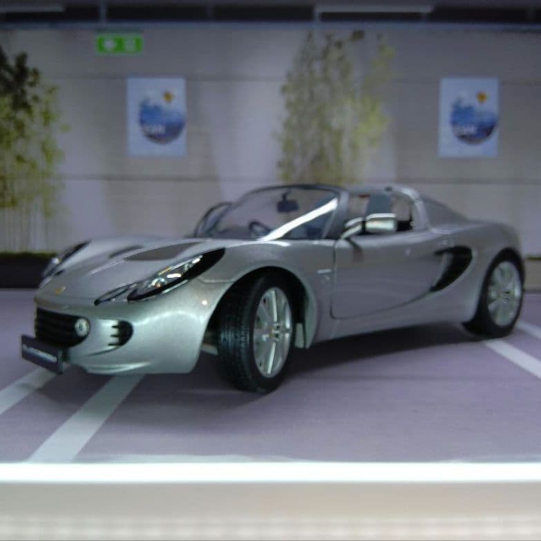 JADI Model Craft Lotus Elise 1:18 シルバー