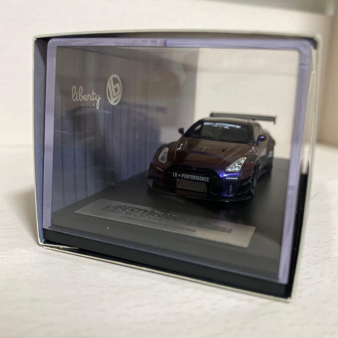 ミニカー 1/64 LBWK GT-R R35
