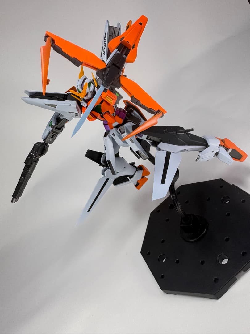 【全塗装完成品】HG 1/144 メタルロボット魂風 ガンダムキュリオス背景付き