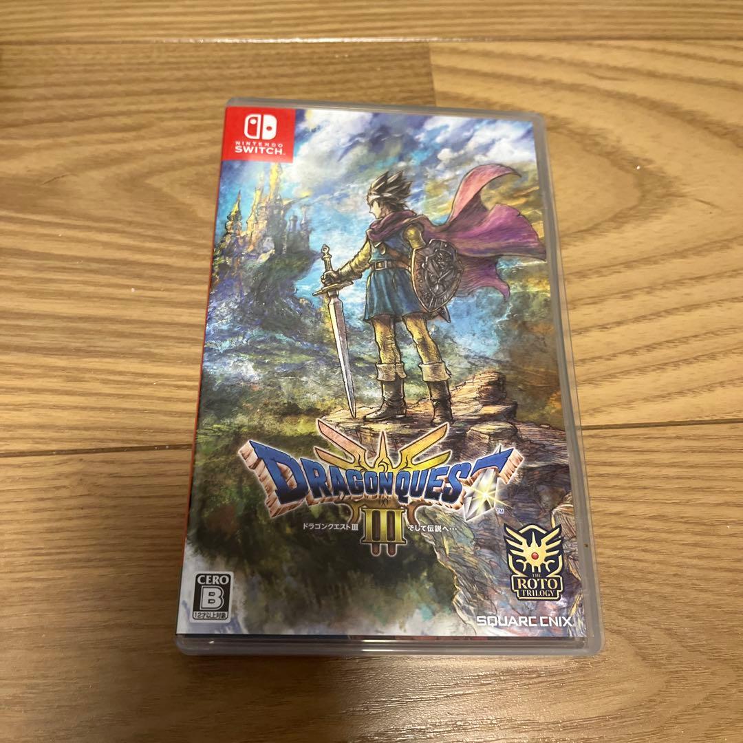 【未使用品】Switch Lite 本体+ドラゴンクエストⅢソフト+ケース