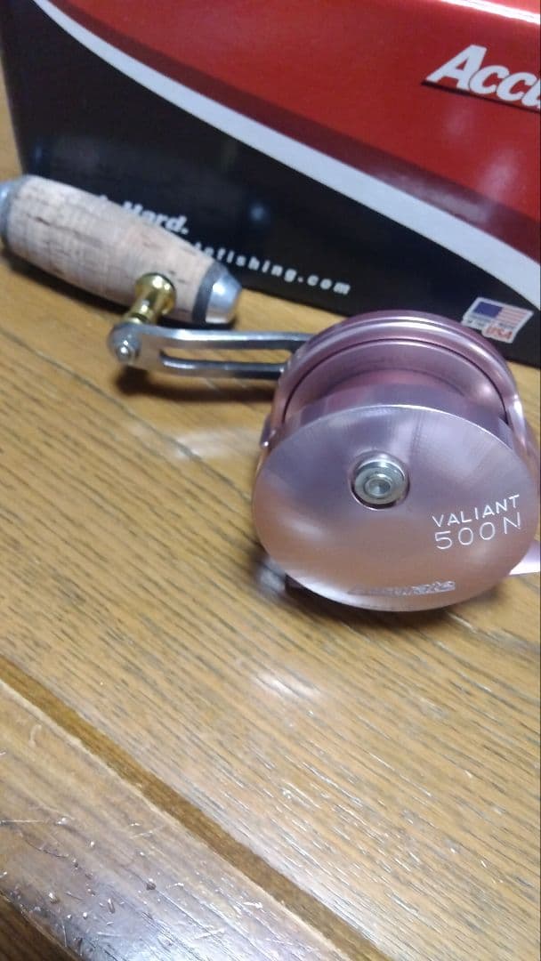 アキュレート Valiant 500NL（左ハンドル） ピンク
