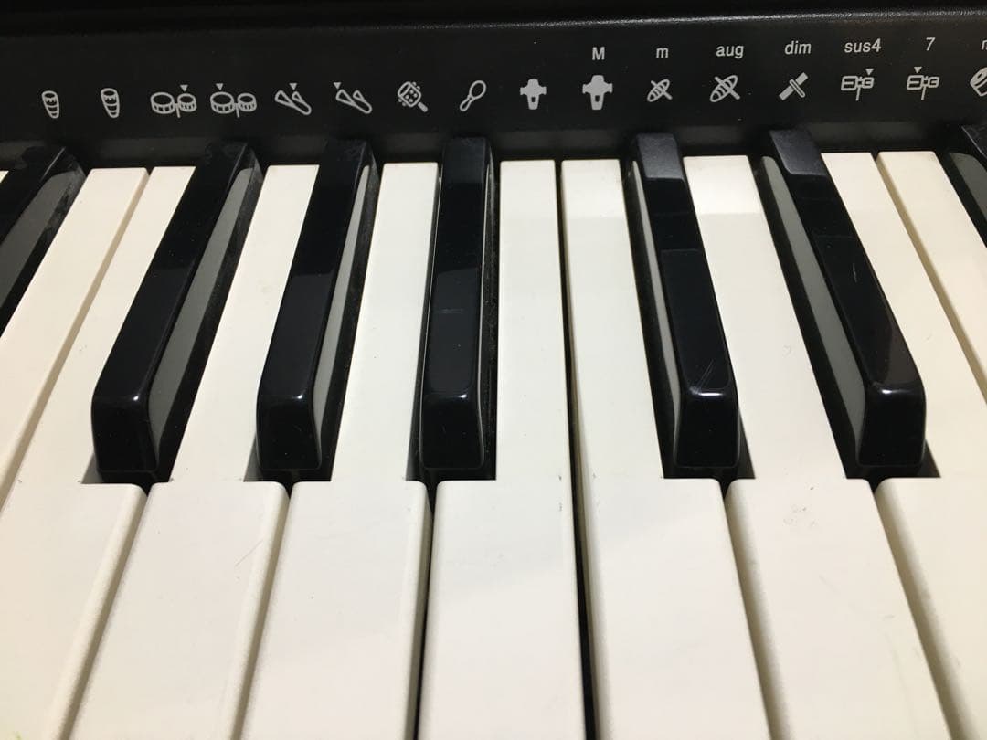 CASIOキーボード　電子ピアノCTK-631