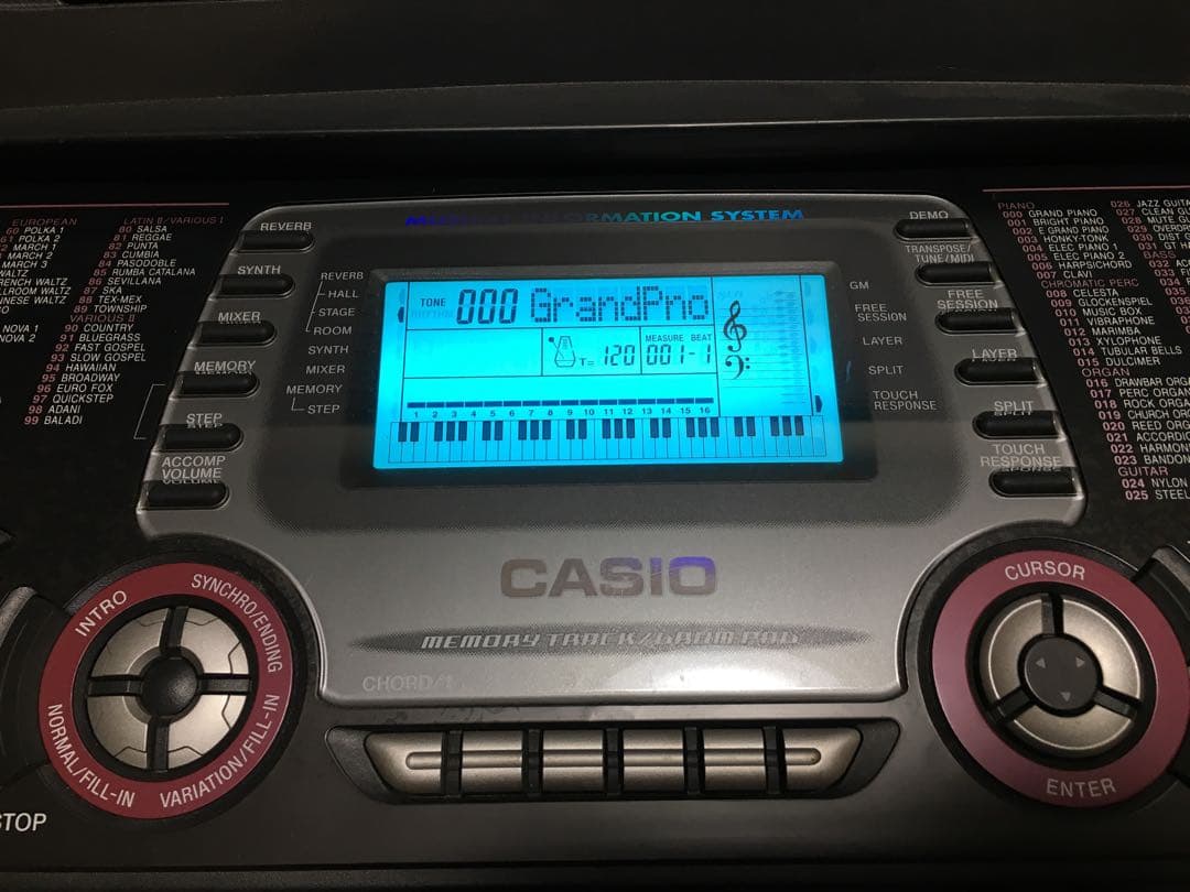 CASIOキーボード　電子ピアノCTK-631