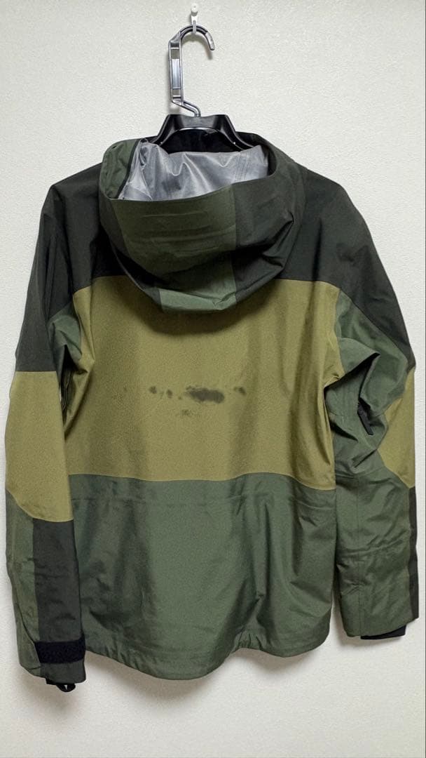 値下げ　PeakPerformance M Gravity 3L 23-24