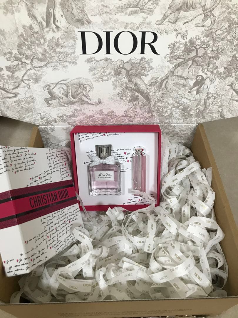 Dior Christian Dior ギフトボックス2026年バレンタインデー